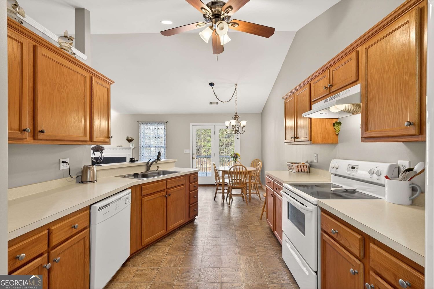 443 Beacon Drive Maysville - Photo 10