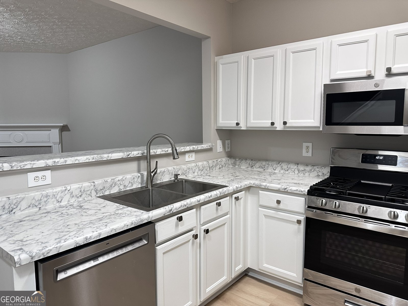 2743 Heathrow Drive Lawrenceville - Photo 8