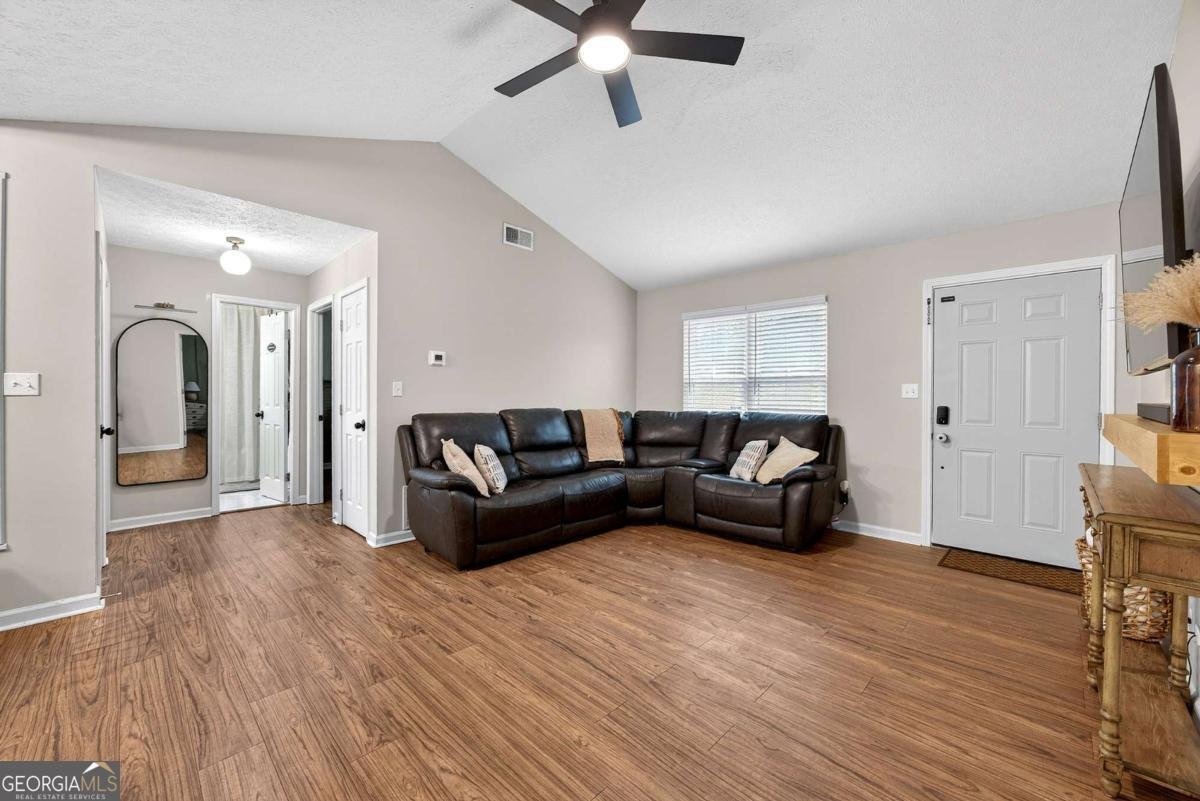 250 Prestigious Place Senoia - Photo 6