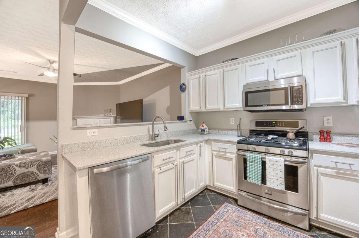 2651 Heathrow Drive Lawrenceville - Photo 9