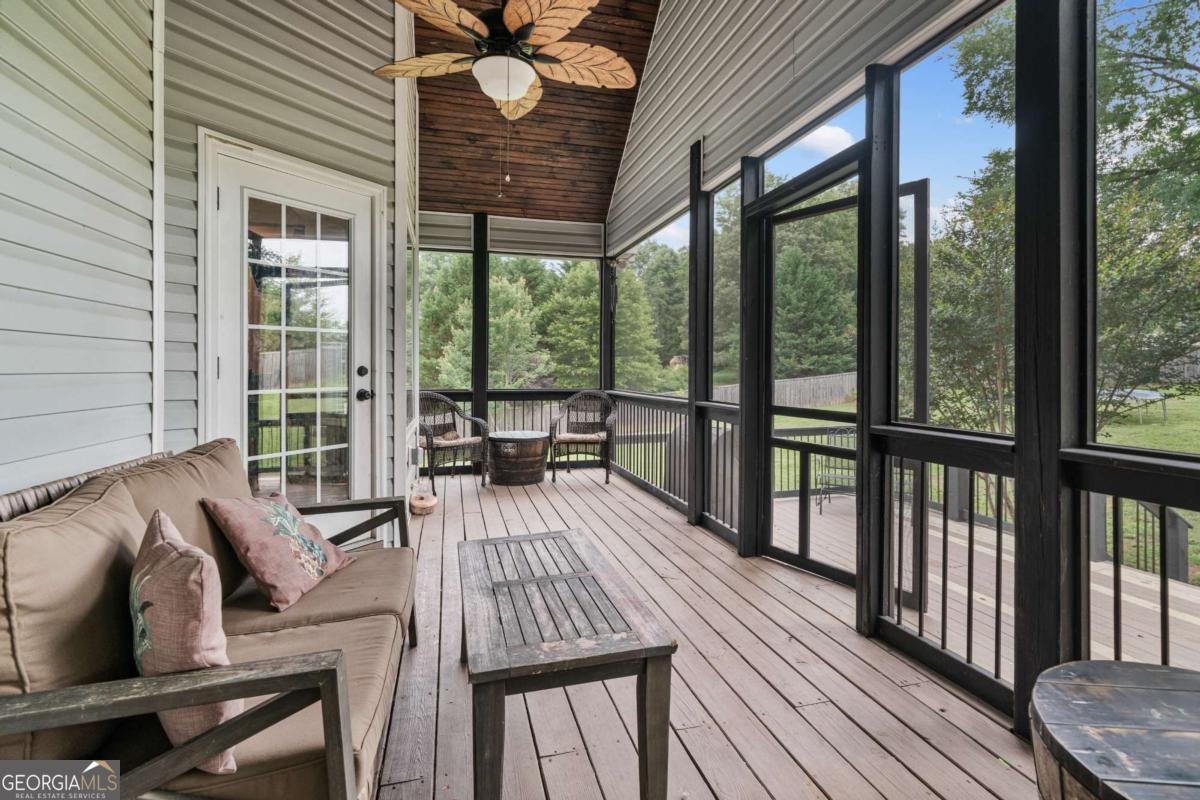 166 Woodford Way Calhoun - Photo 7