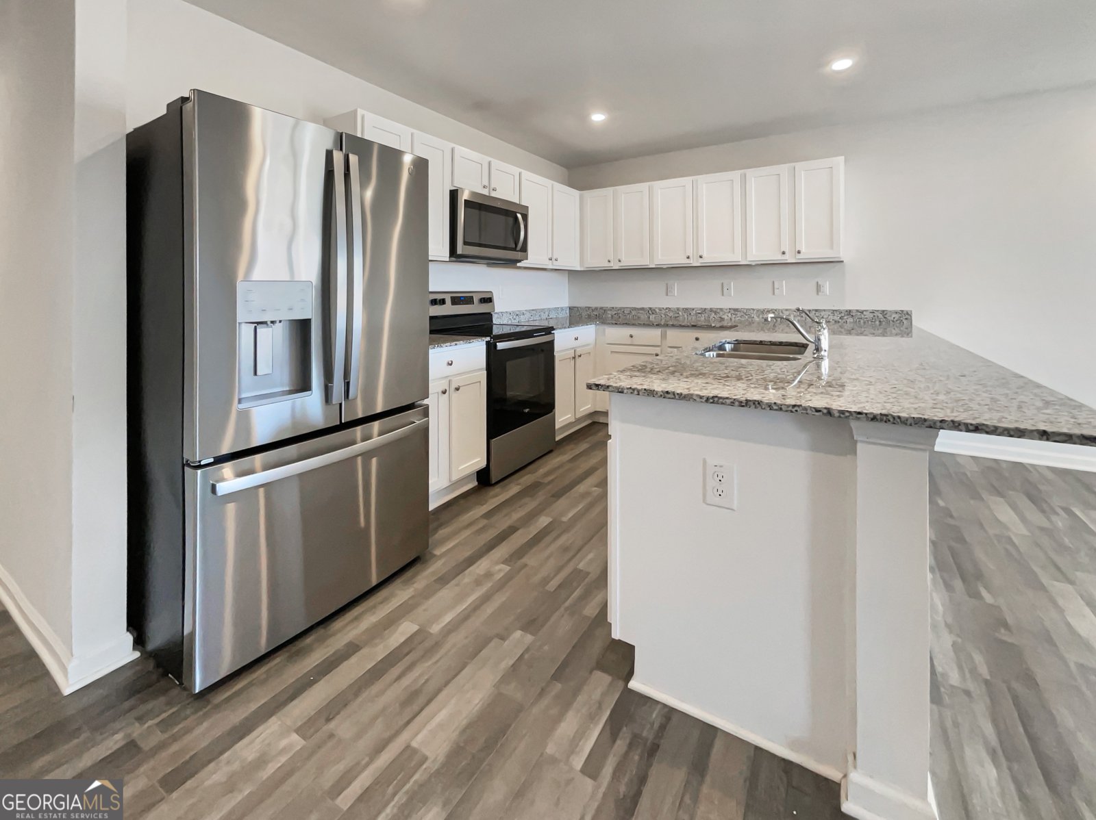 96 Oxford Lane Kingston - Photo 7