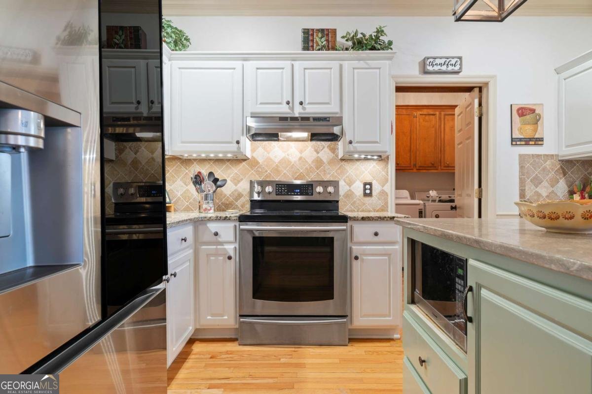 1945 Tiner Court Cumming - Photo 11