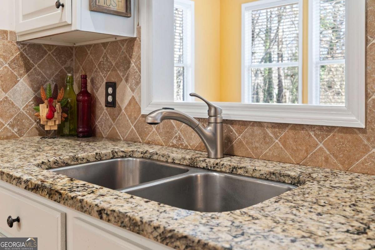 1945 Tiner Court Cumming - Photo 12