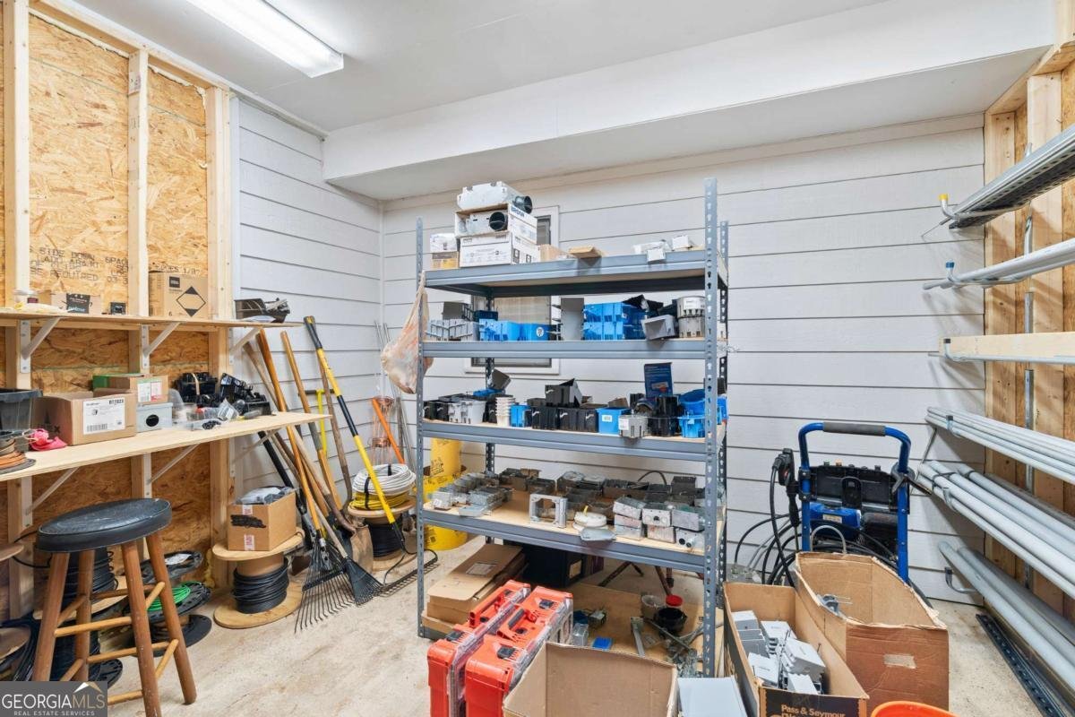 1945 Tiner Court Cumming - Photo 41