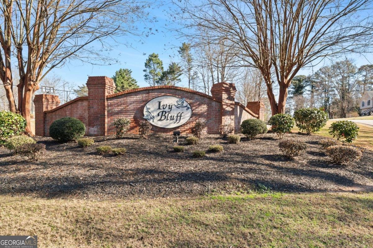 1945 Tiner Court Cumming - Photo 56