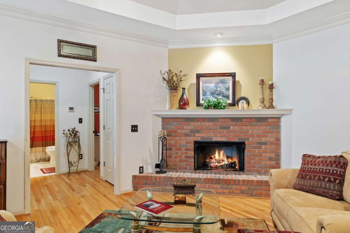 1945 Tiner Court Cumming - Photo 6