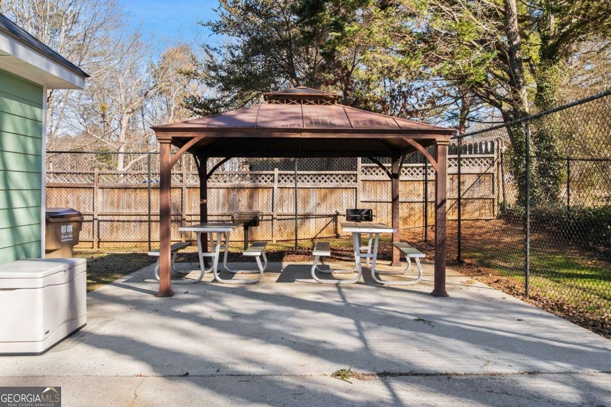 1945 Tiner Court Cumming - Photo 61