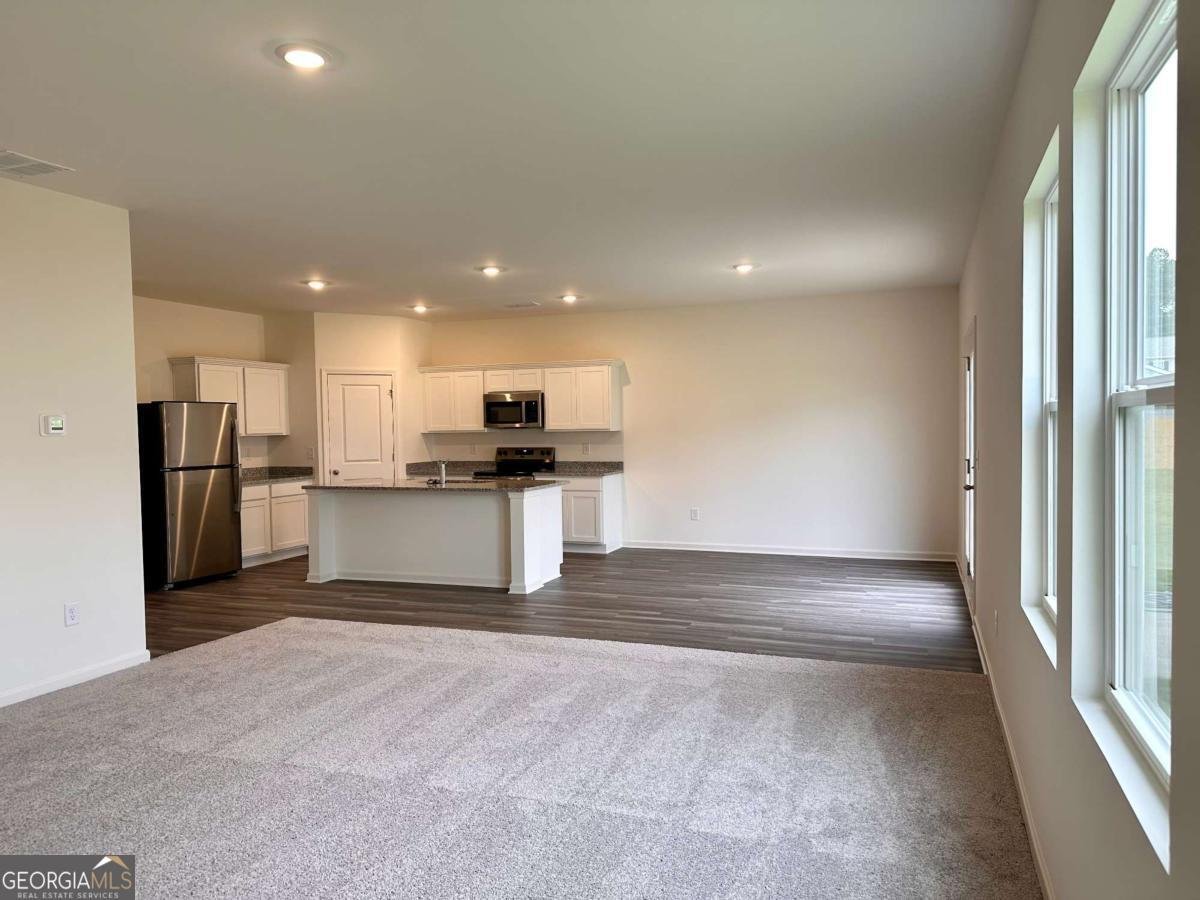 303 Bandimere Pkwy Dallas - Photo 8