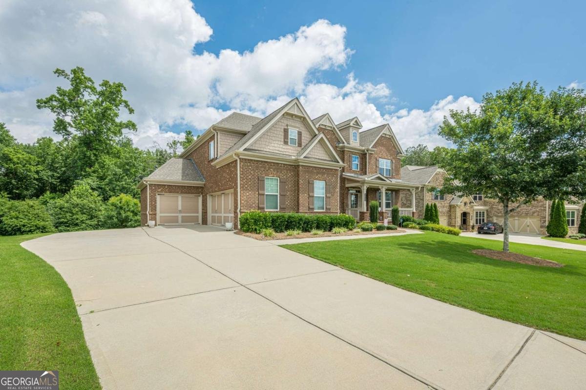 5515 Cheatam Avenue Cumming - Photo 1