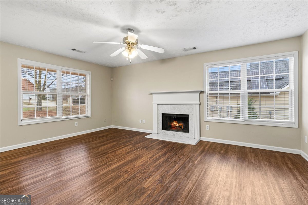 125 Sanders Walk McDonough - Photo 8