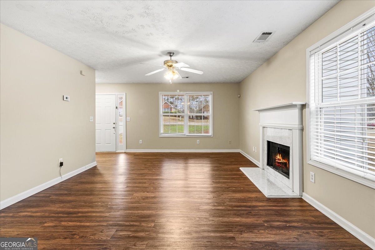 125 Sanders Walk McDonough - Photo 9