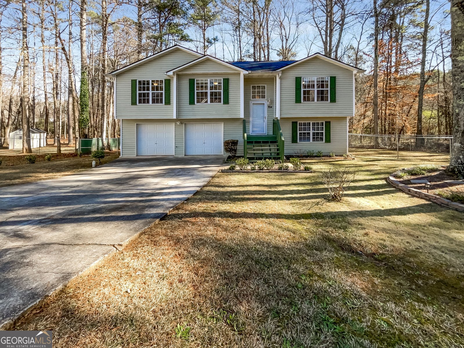7614 Stonebush Way Douglasville - Photo 1
