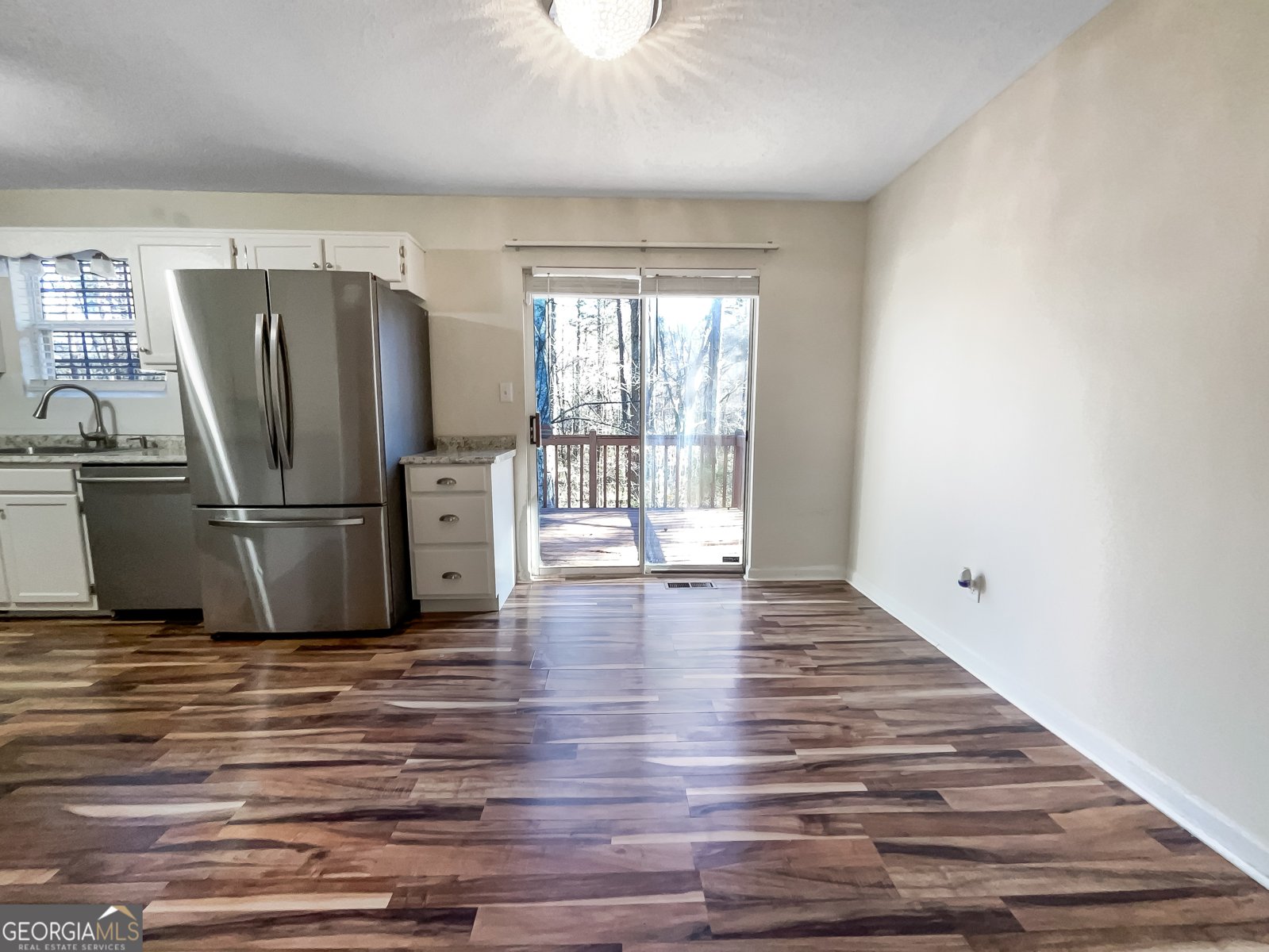 7614 Stonebush Way Douglasville - Photo 10