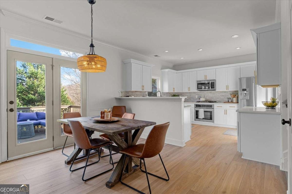 108 Woodview Court Woodstock - Photo 14