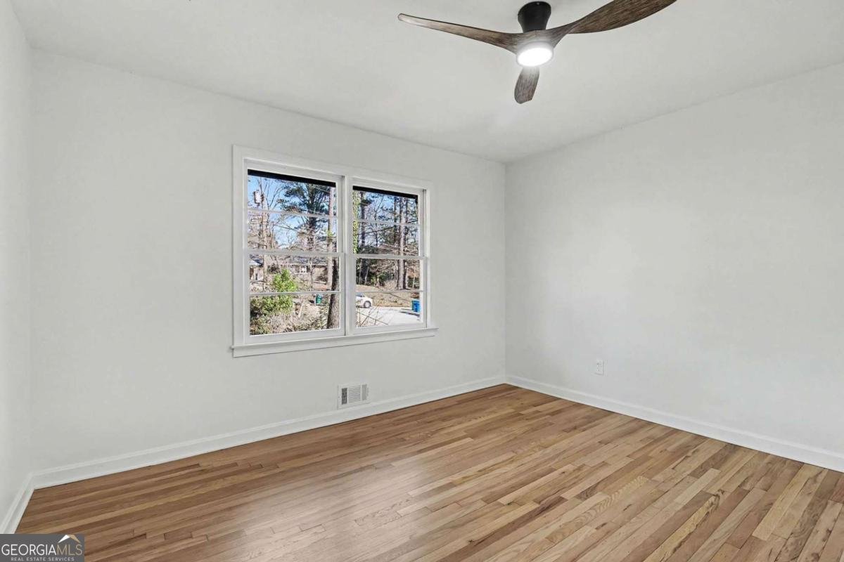 2465 Sunset Drive Atlanta - Photo 16