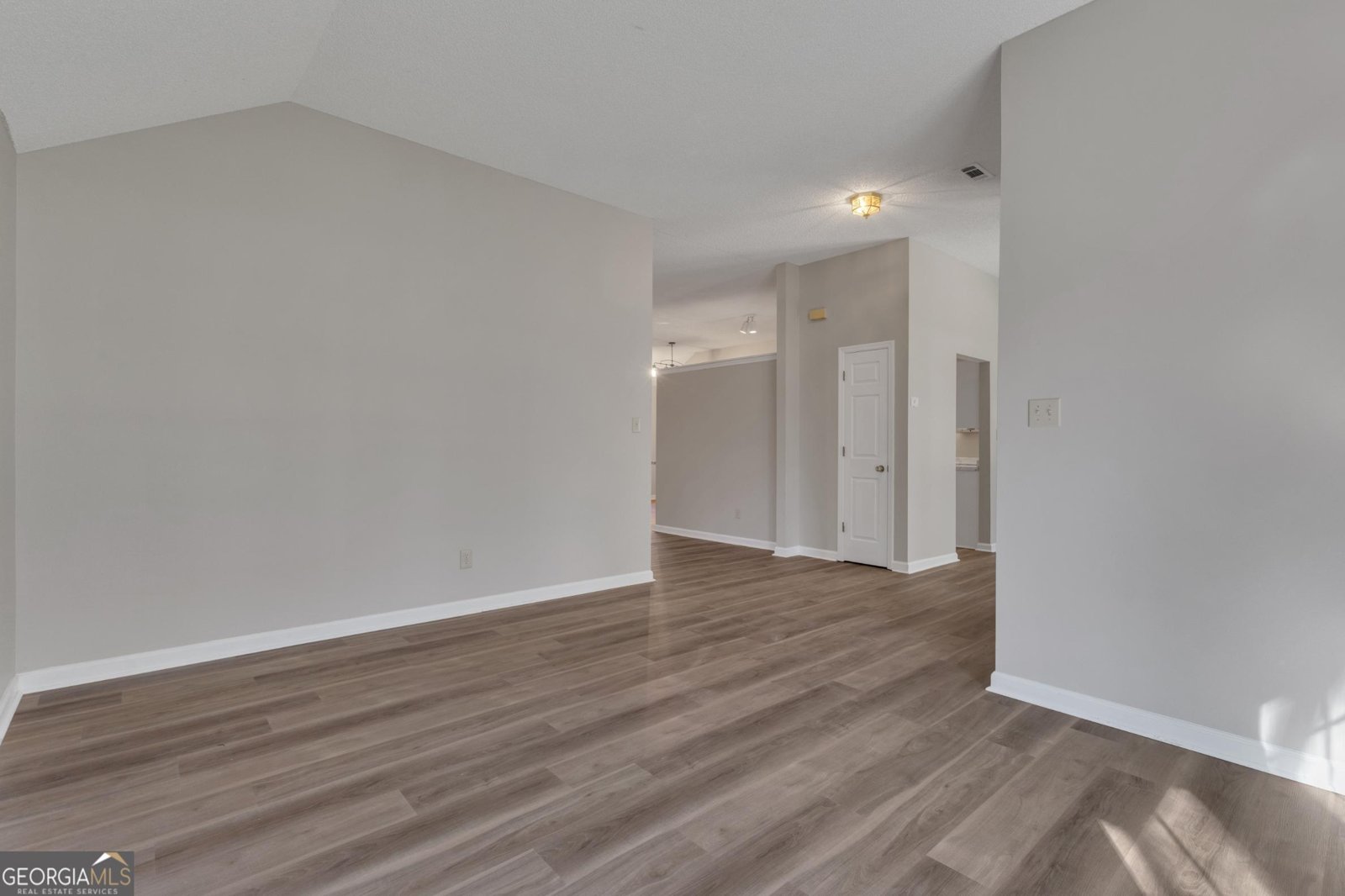 115 Park Timbers Drive Sharpsburg - Photo 11