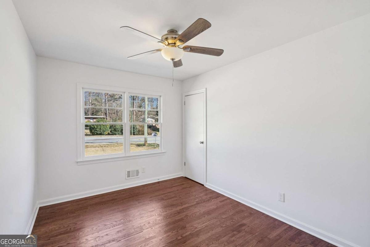 2198 Lower Roswell Road Marietta - Photo 16