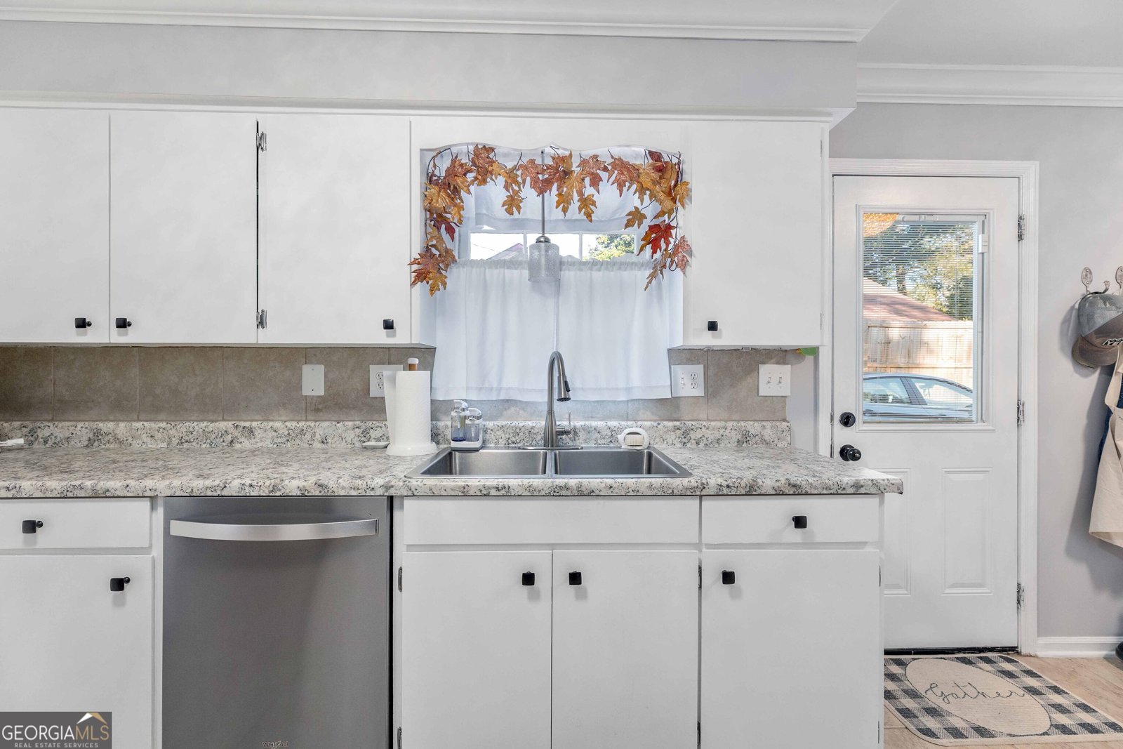 4738 Shenandoah Drive Columbus - Photo 9