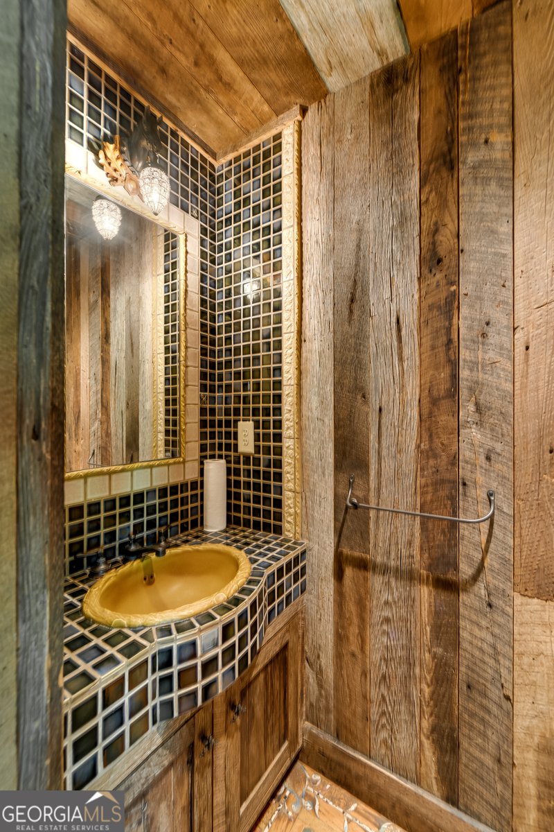 1 Burton Island Tiger - Photo 25