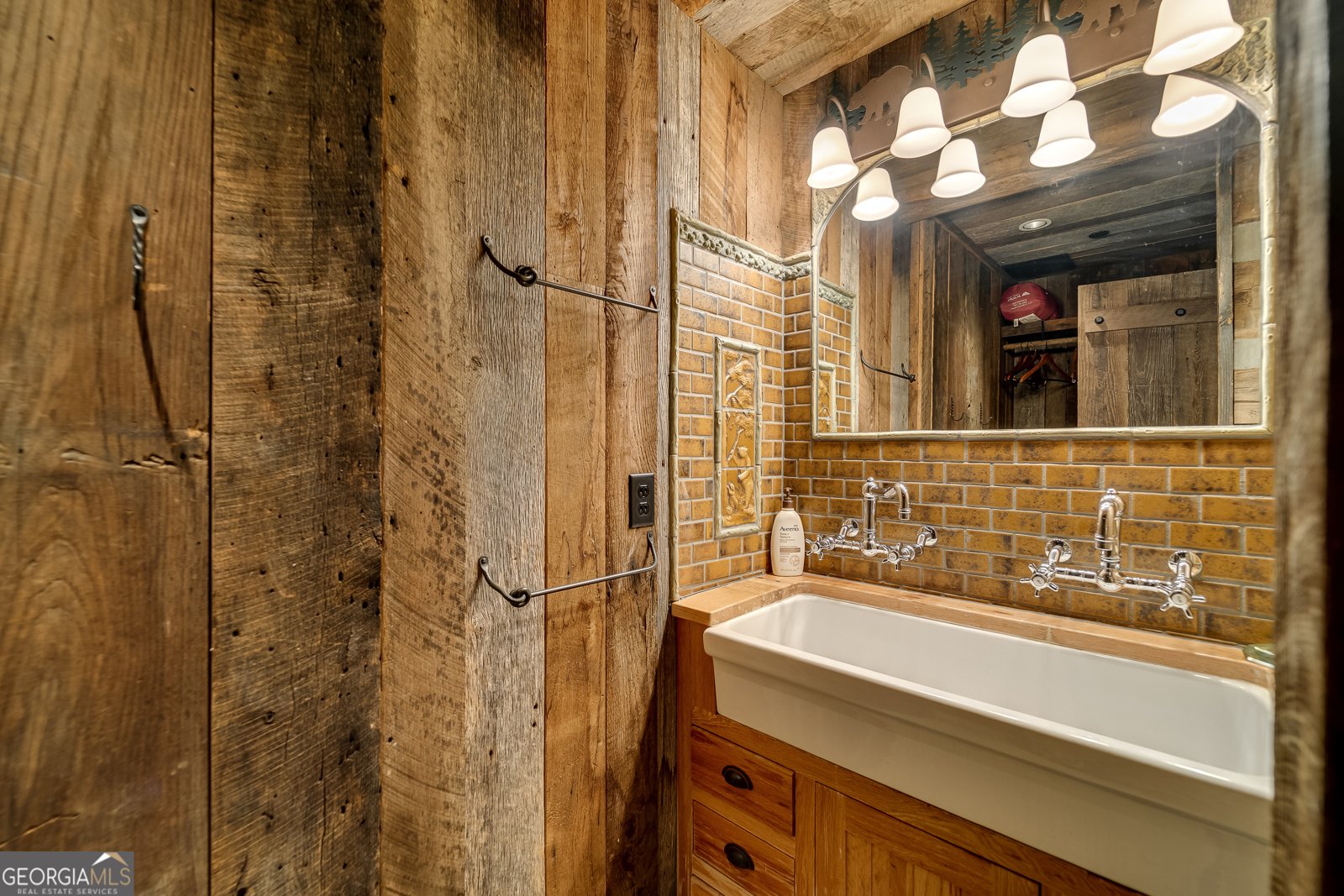 1 Burton Island Tiger - Photo 43