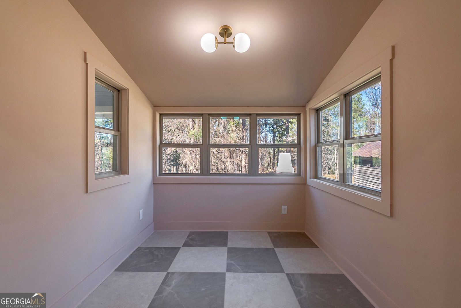 1021 Twins Road Greensboro - Photo 7