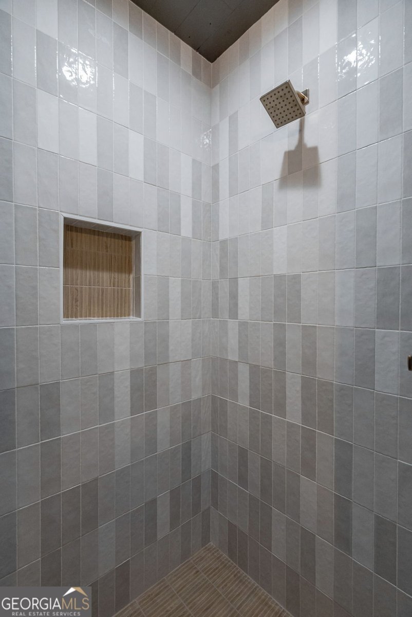 1021 Twins Road Greensboro - Photo 9