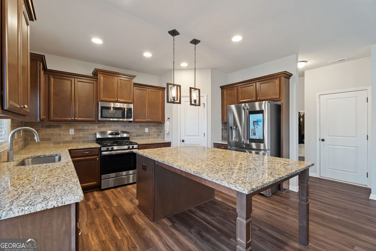 9240 Hollywood Drive Gainesville - Photo 14