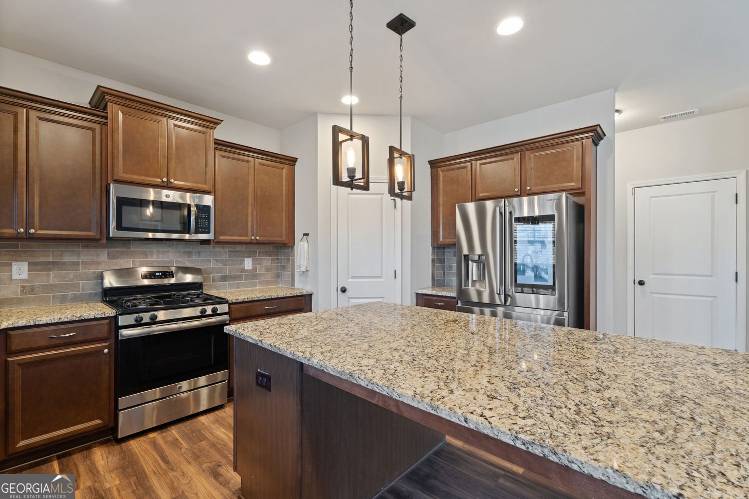 9240 Hollywood Drive Gainesville - Photo 16