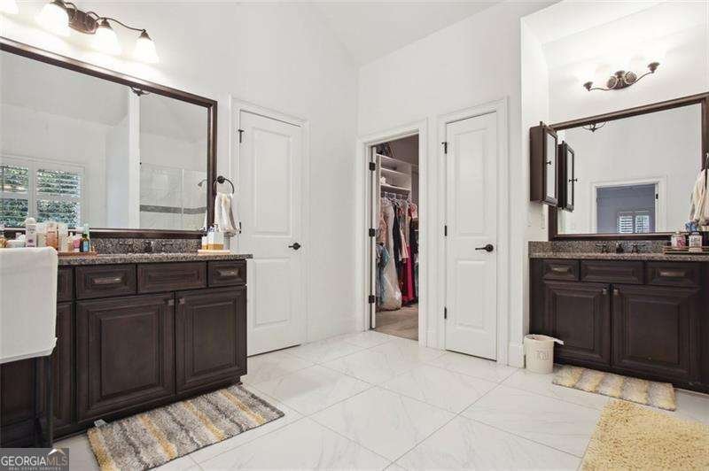 525 FOREST HILLS Drive Atlanta - Photo 17