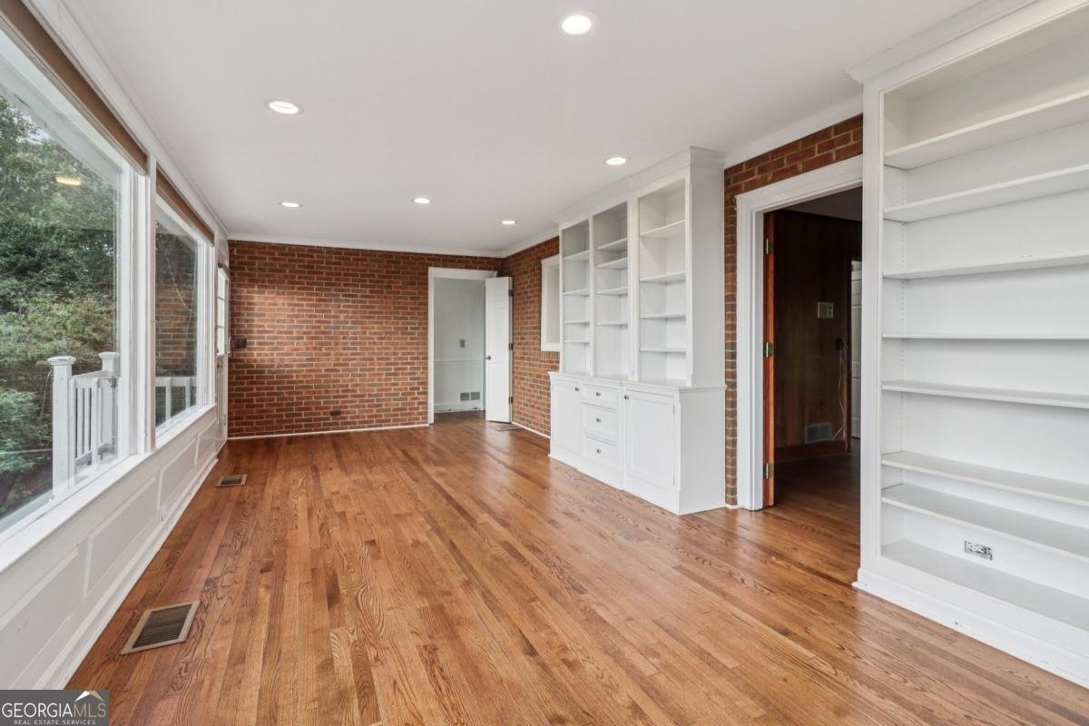 1441 Beaumont Drive Kennesaw - Photo 32