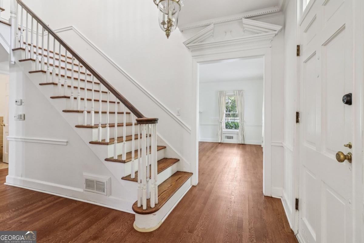 1441 Beaumont Drive Kennesaw - Photo 9