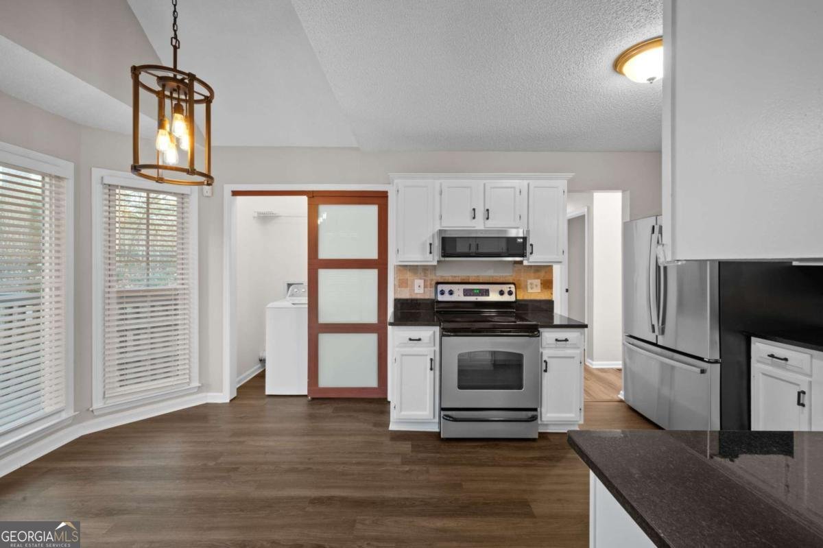 703 Players Court Woodstock - Photo 11