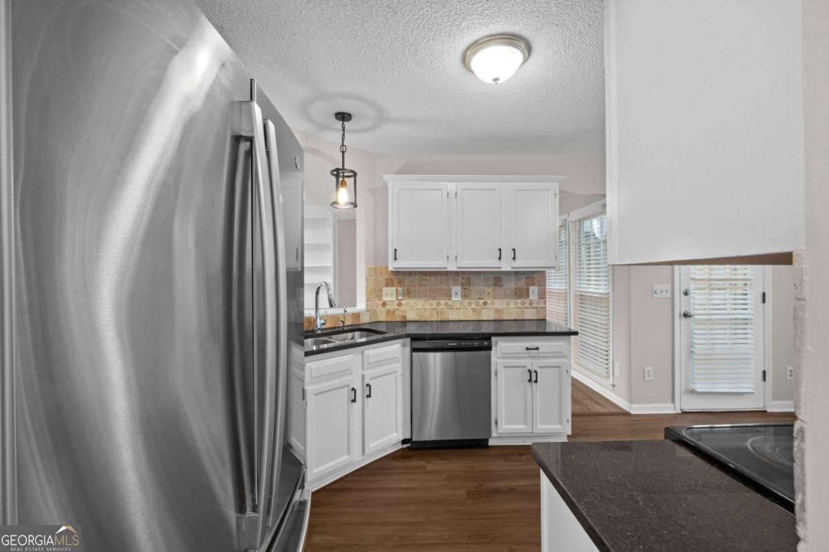 703 Players Court Woodstock - Photo 14