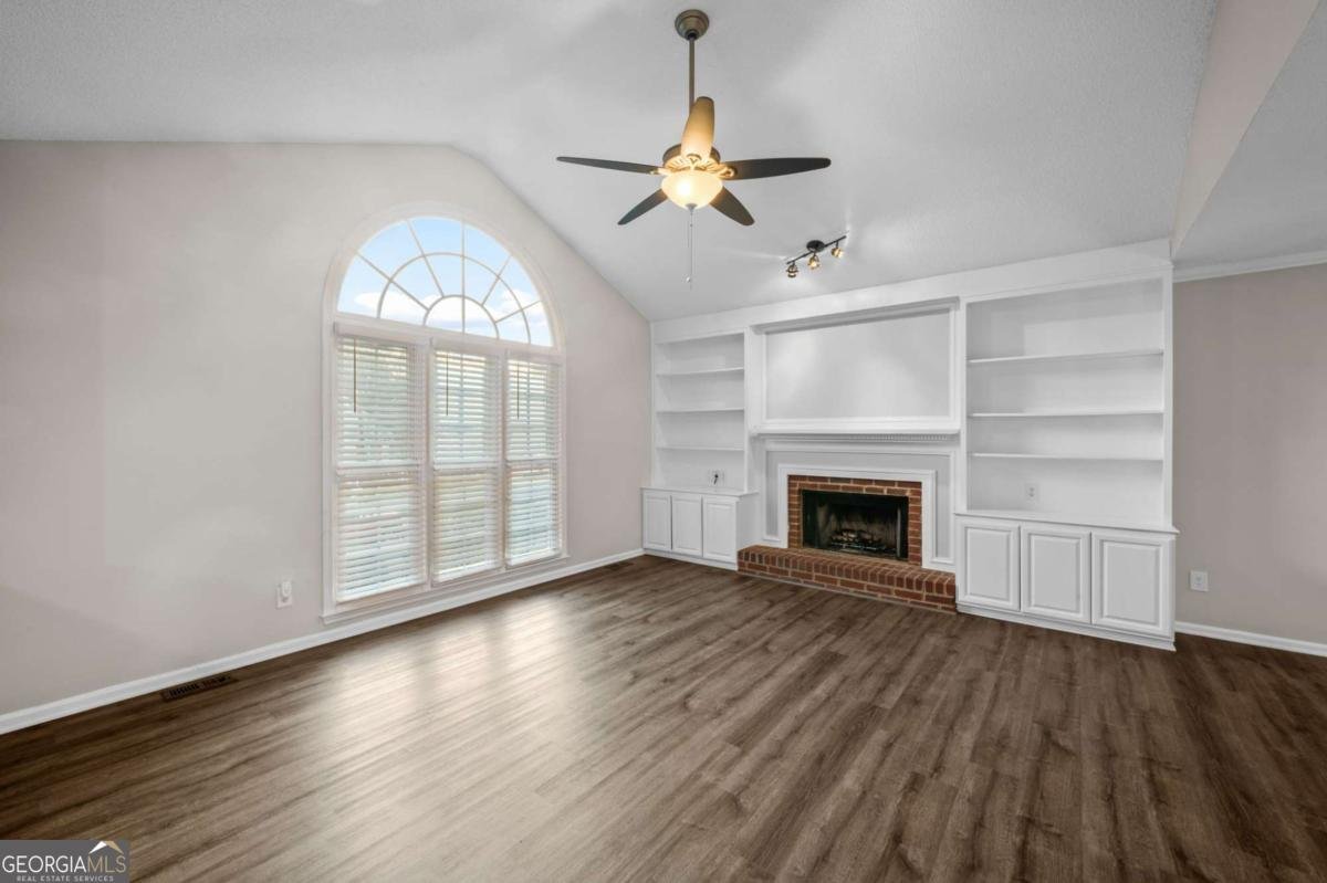 703 Players Court Woodstock - Photo 7