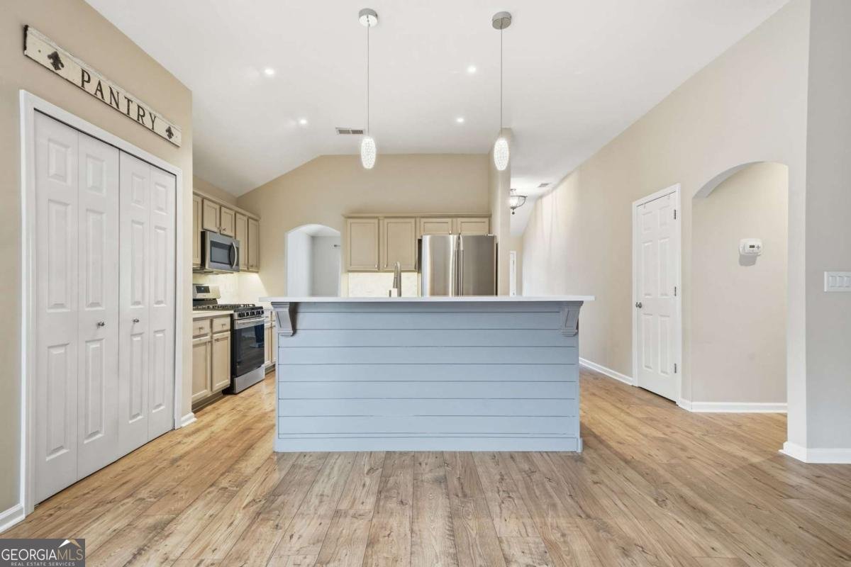 102 Courtyard Lane Woodstock - Photo 12