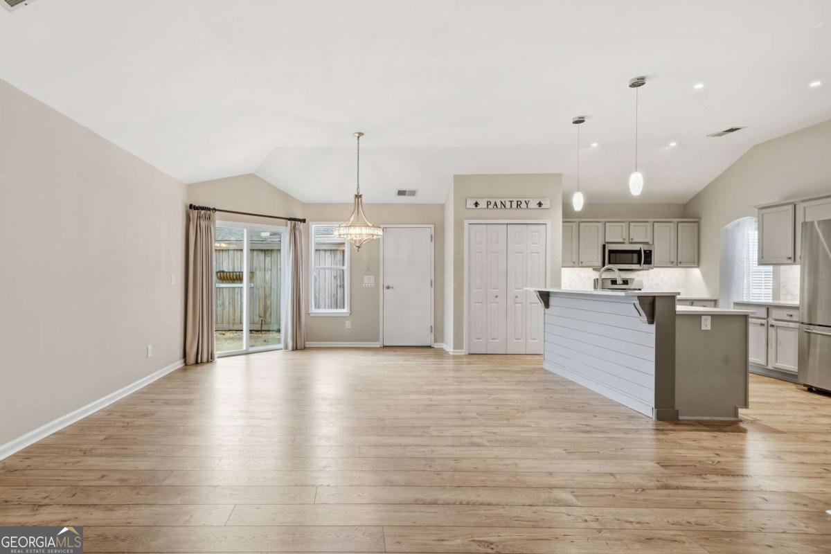 102 Courtyard Lane Woodstock - Photo 15