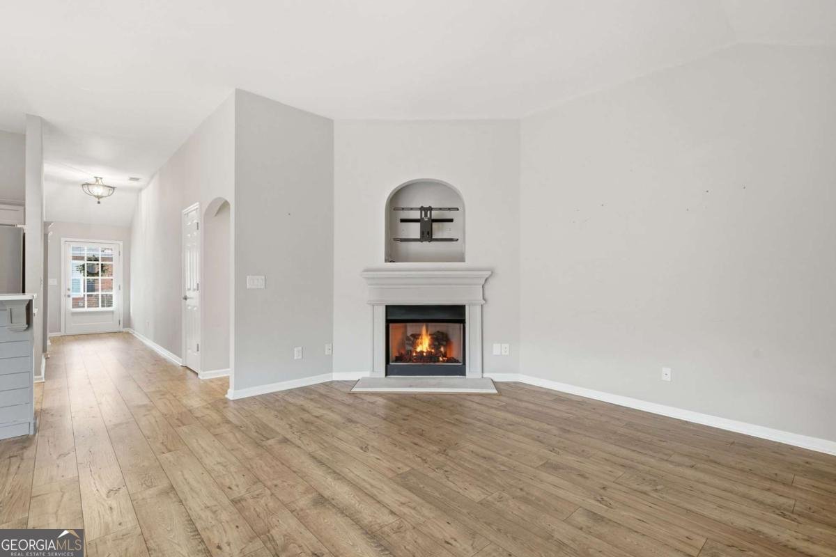 102 Courtyard Lane Woodstock - Photo 17