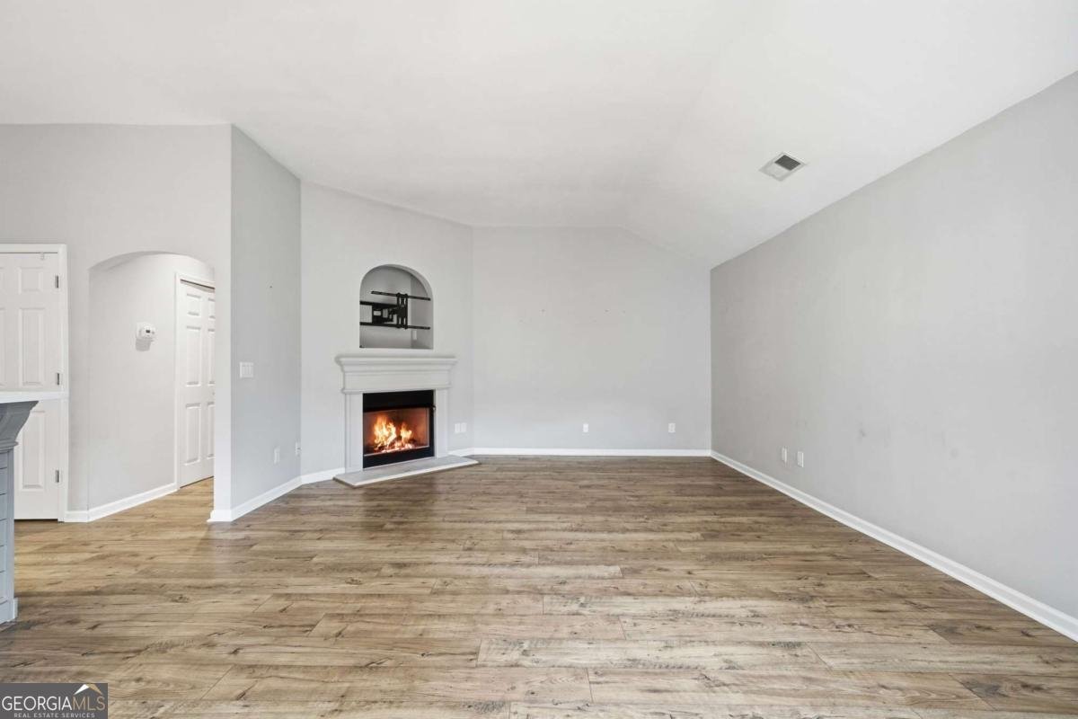 102 Courtyard Lane Woodstock - Photo 18