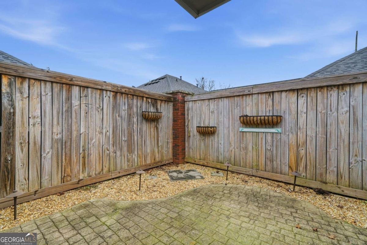 102 Courtyard Lane Woodstock - Photo 36