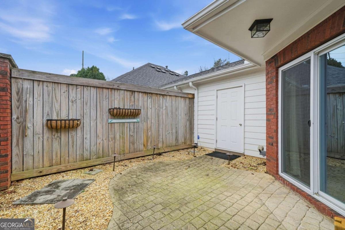 102 Courtyard Lane Woodstock - Photo 37