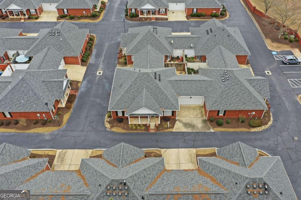 102 Courtyard Lane Woodstock - Photo 44