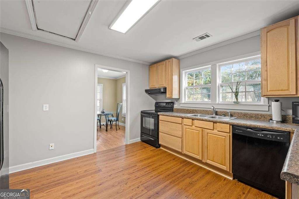 238 Crescent Circle Marietta - Photo 11