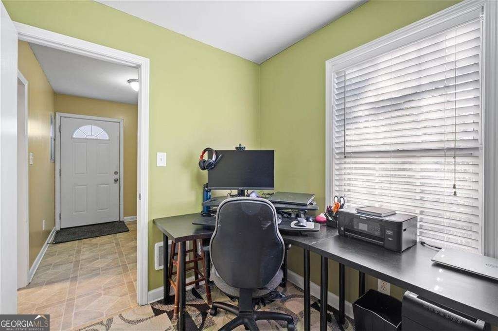 238 Crescent Circle Marietta - Photo 14