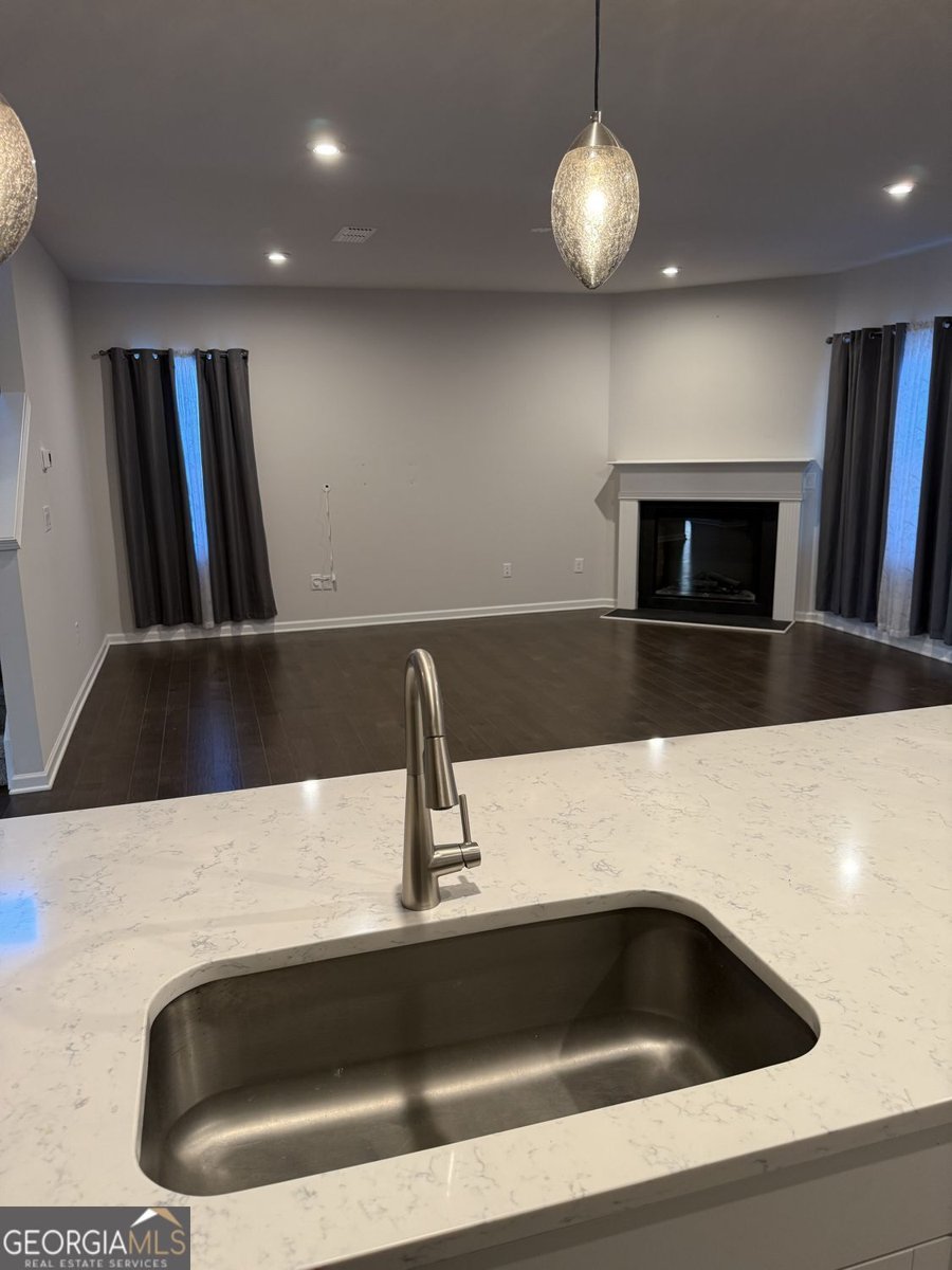 230 Mackenzie Court Covington - Photo 7