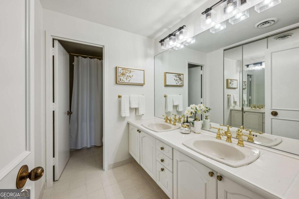 2660 Peachtree Road Atlanta - Photo 38