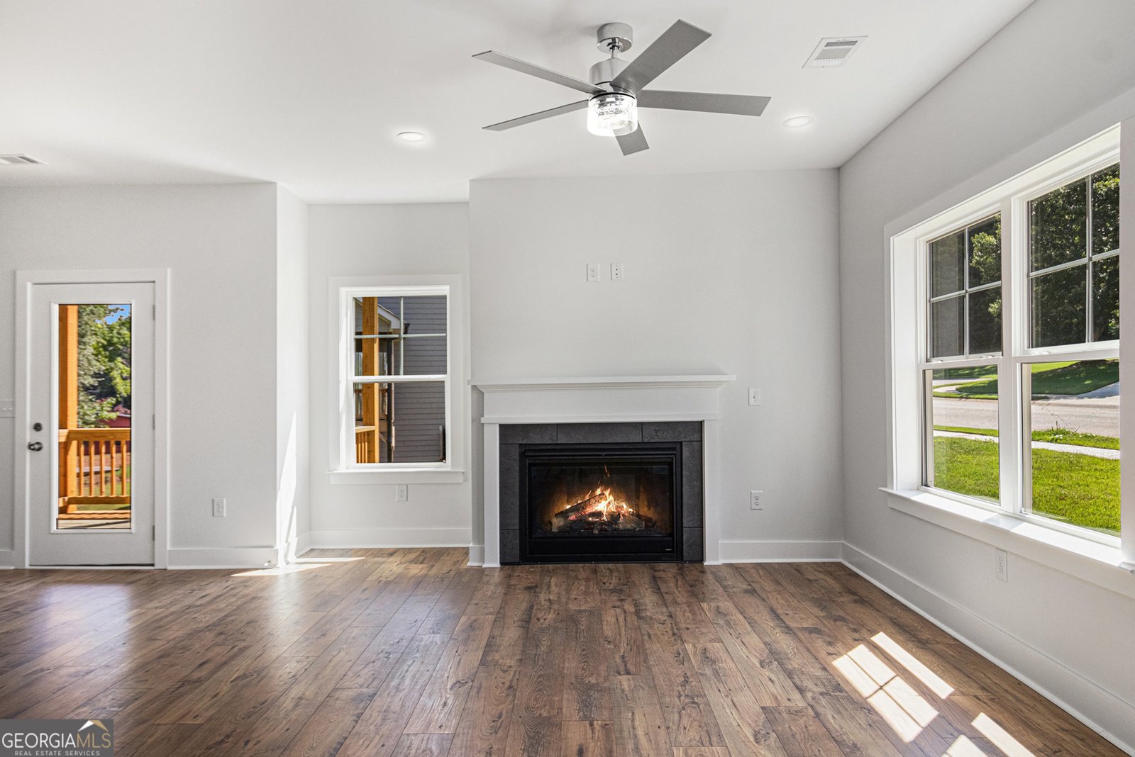 301 Retreat Way Carrollton - Photo 9