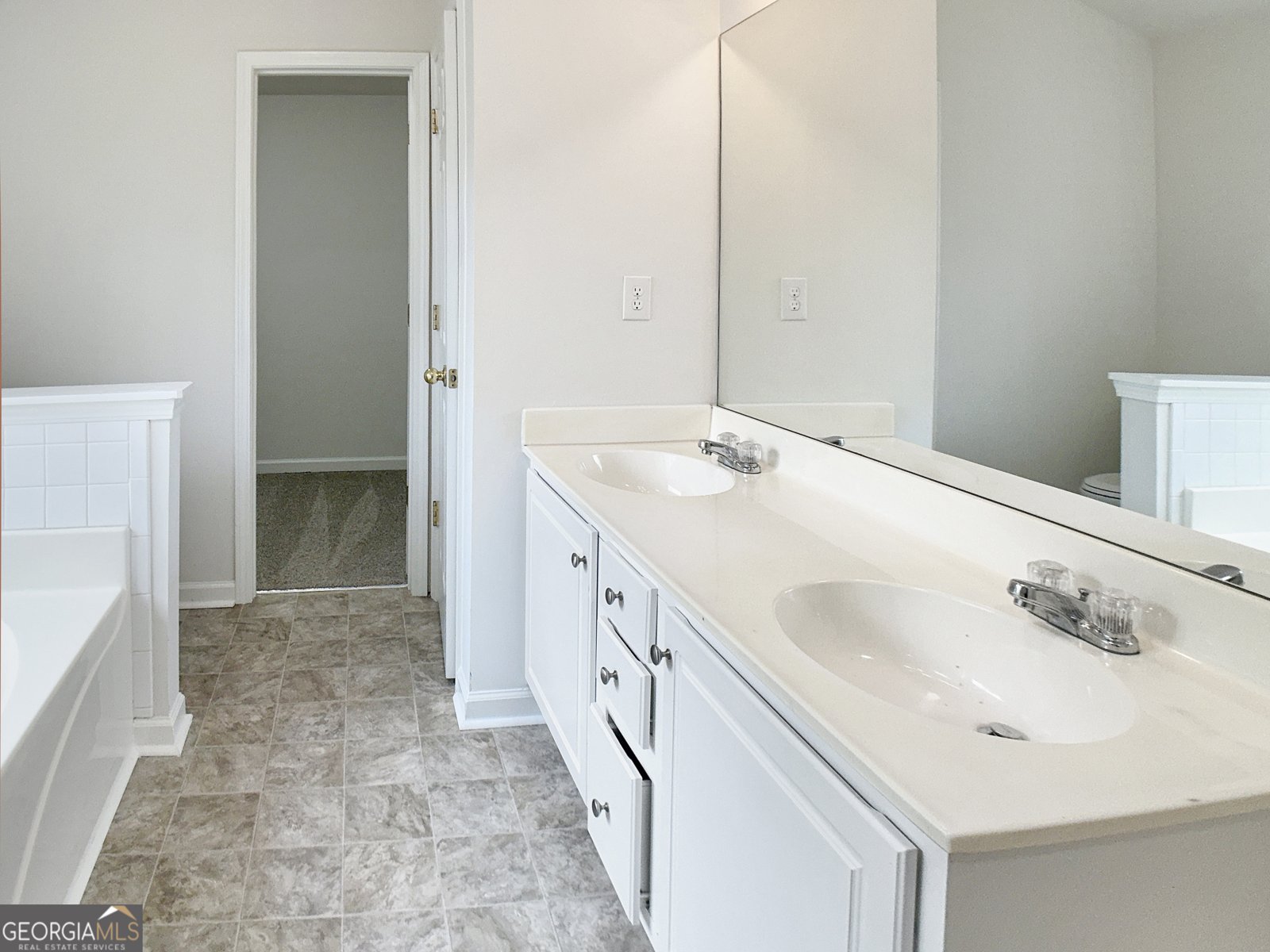 863 Langley View Court Loganville - Photo 11