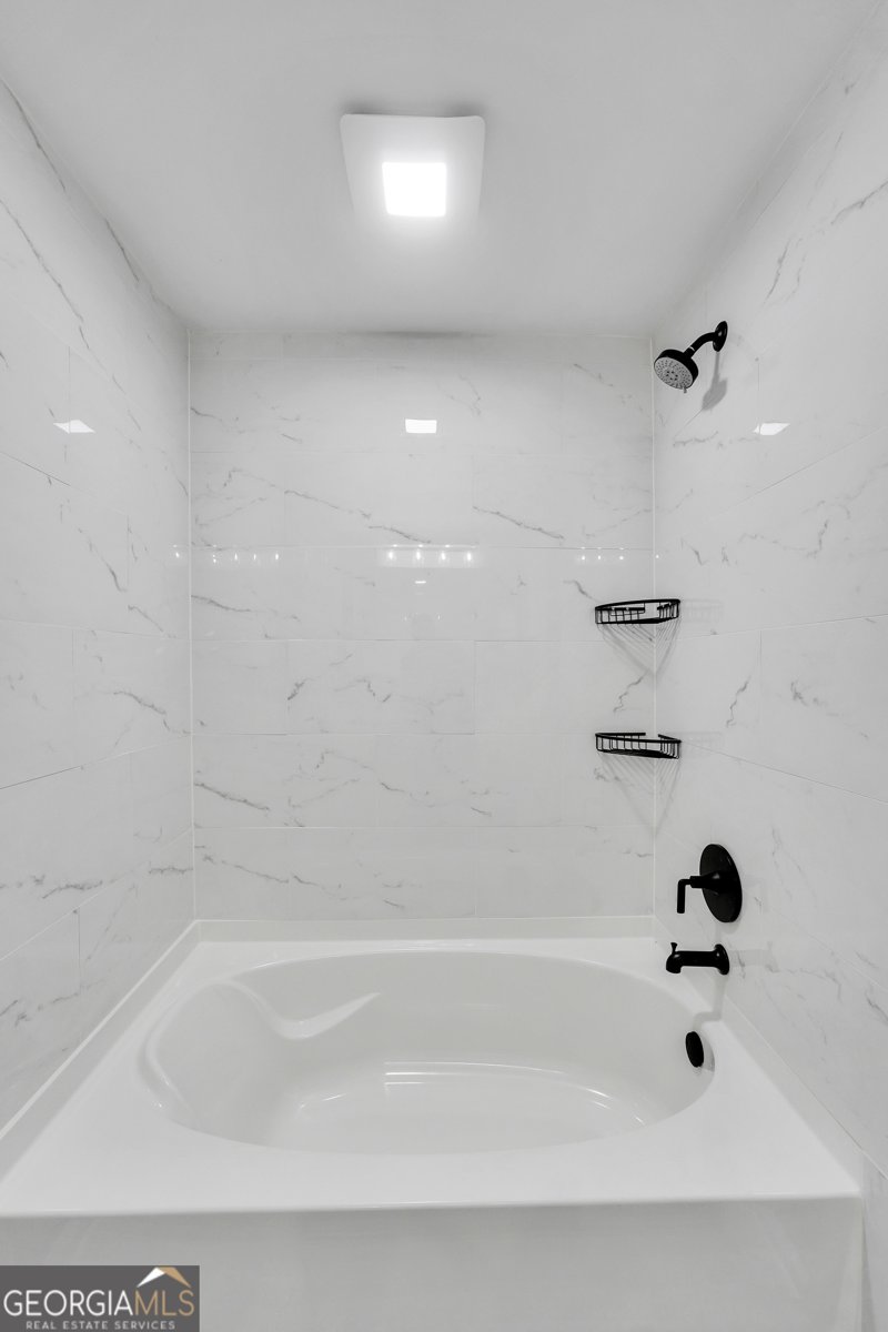 7074 Babbling Brook Drive Jonesboro - Photo 25