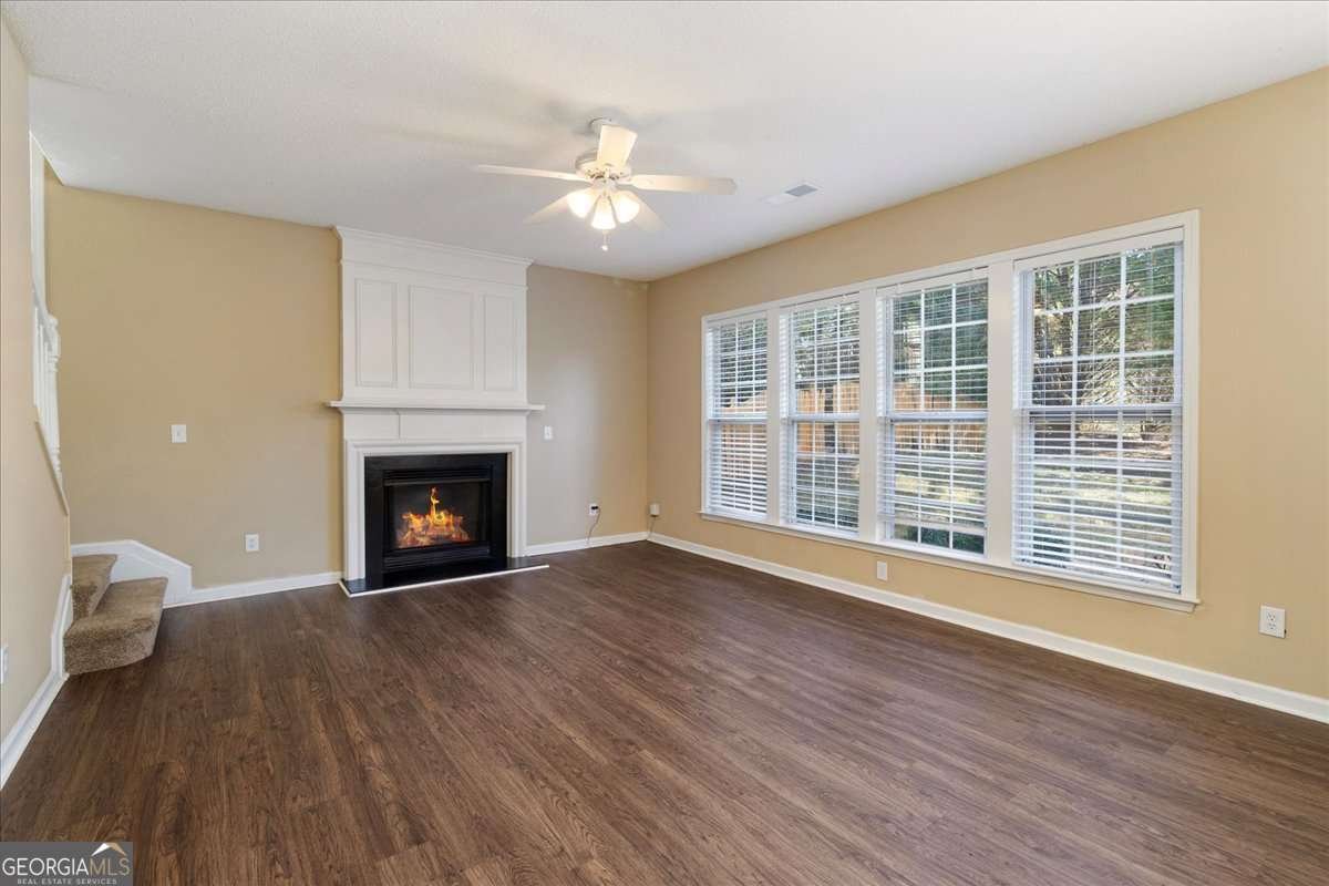 607 Wallnut Hall Trail Woodstock - Photo 12